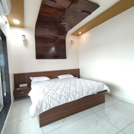 Hotel Sardar Rooms Garudeshwar Екстер'єр фото